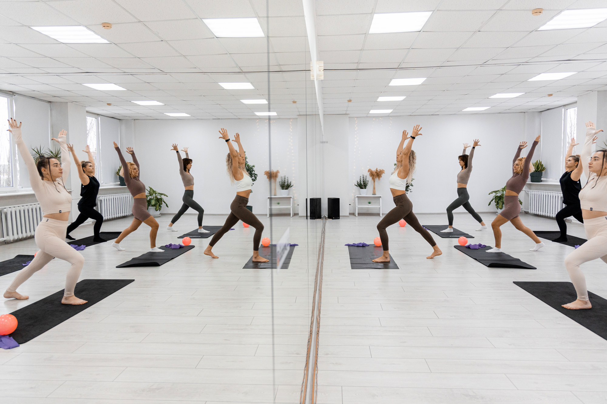 Александра - тренер студии правильного движения